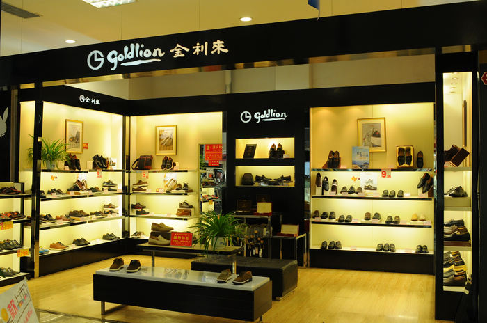 潮流男装品牌未来规划,成熟男装品牌排行前十名