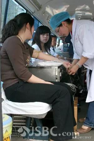 汶川地震十二周年：100张记录汶川地震的照片