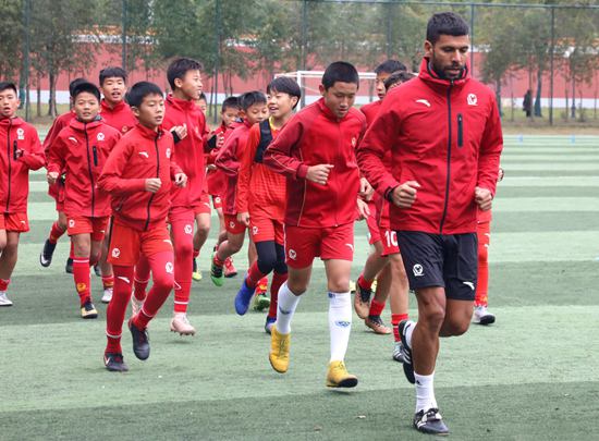 恒大足球青训新动作,八年磨一剑成就