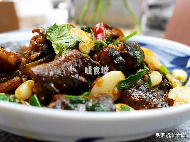 怎样烧鳝鱼鲜嫩好吃,烧鳝鱼最正宗做法