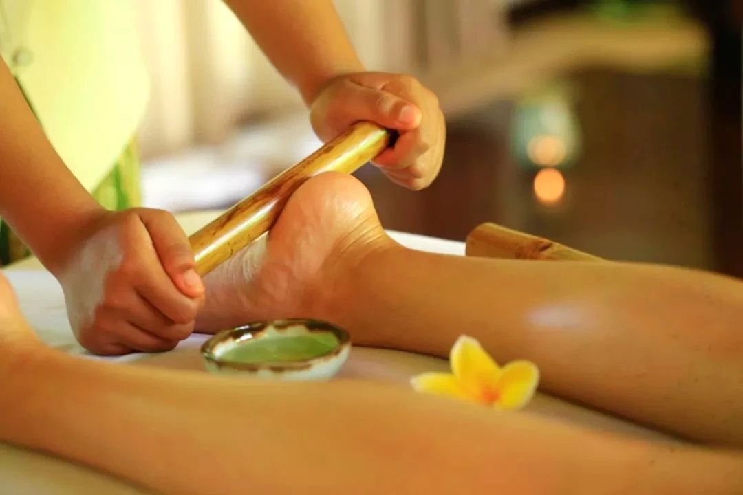 闃虫湐棣欐鍗庤嫻搴﹀亣閰掑簵,棣欐鍗庤嫻閰掑簵闃虫湐