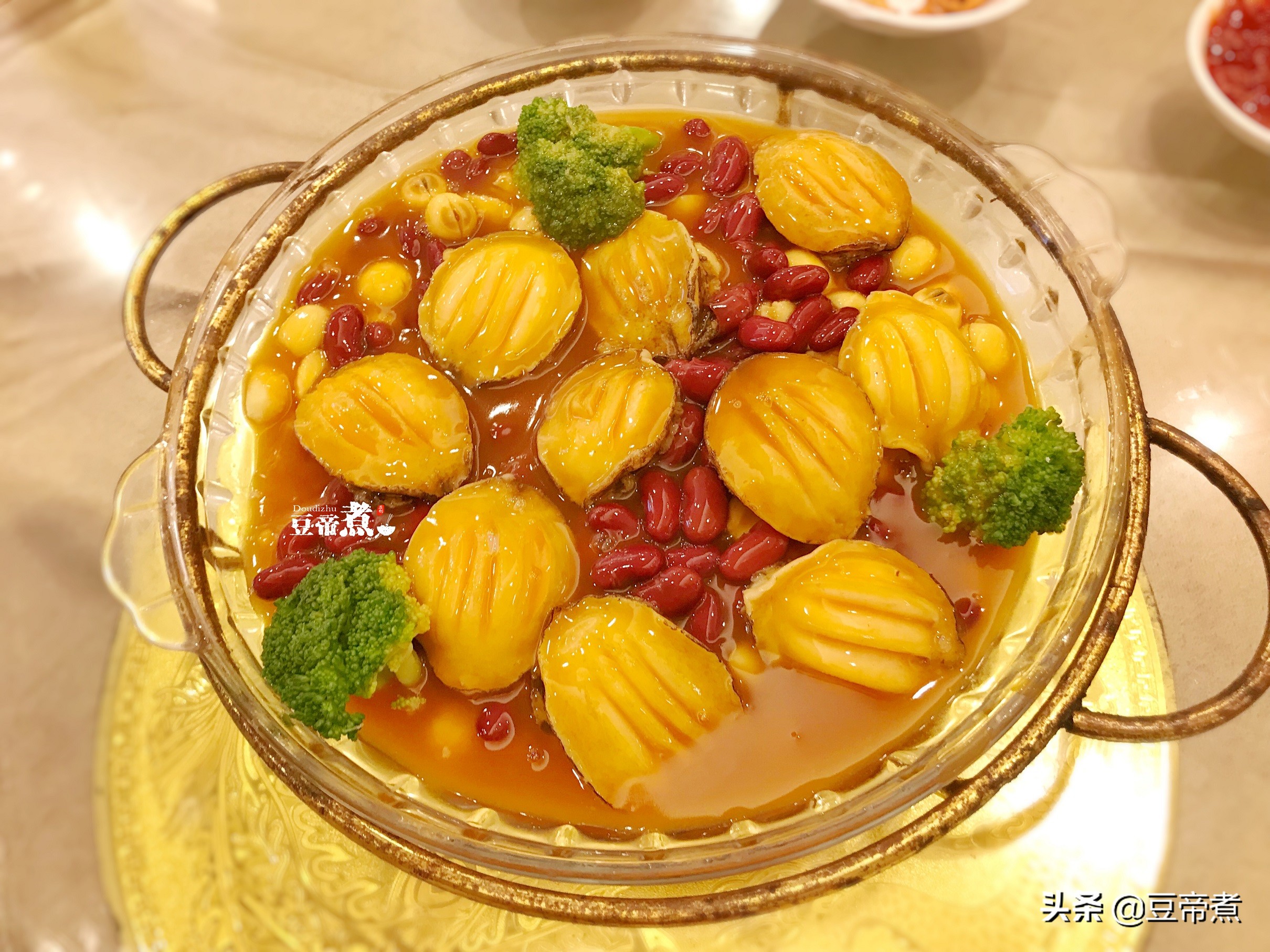 3500一桌左右的婚宴,有龙虾婚宴一桌多少钱