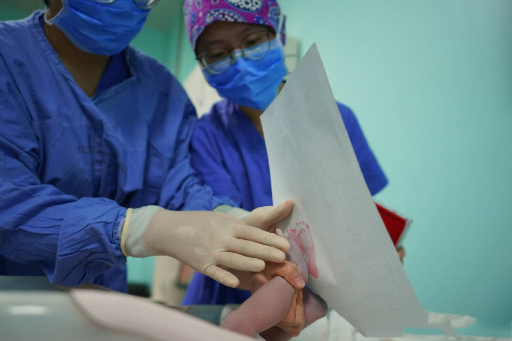 分娩过程是否顺利主要取决于,想要分娩顺利临产前要注意几点