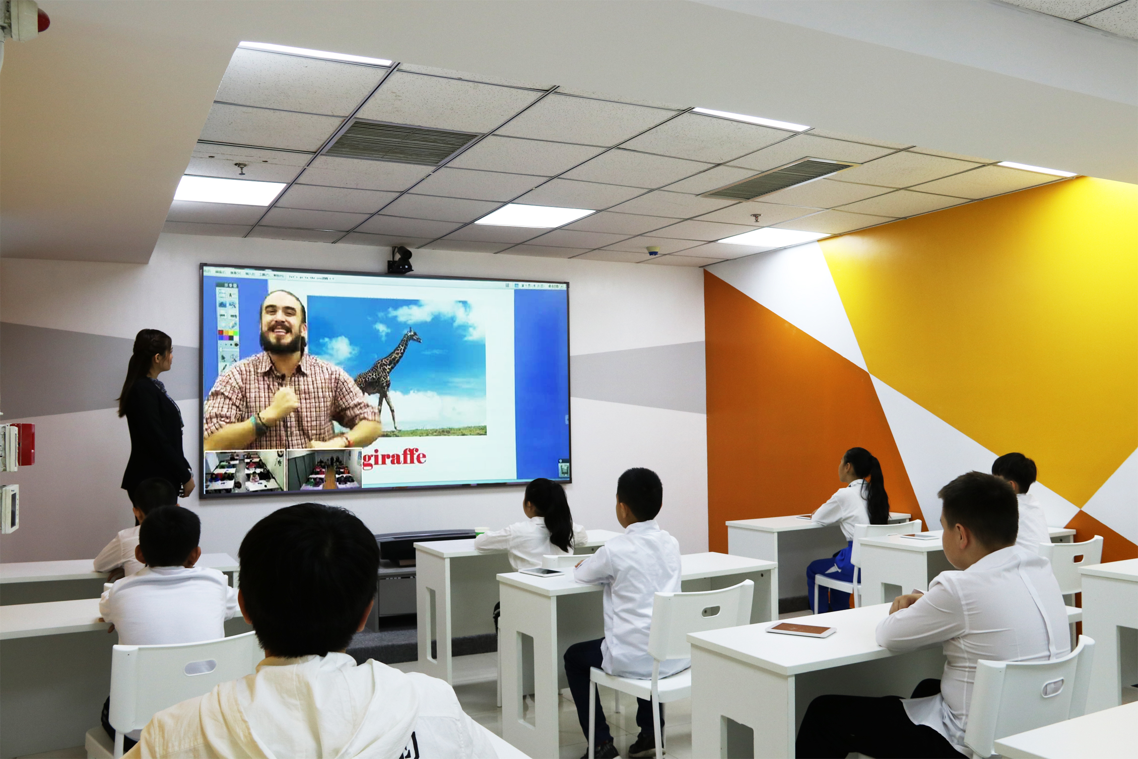 文新学堂：双线融合，开启K12“智慧”进阶之路