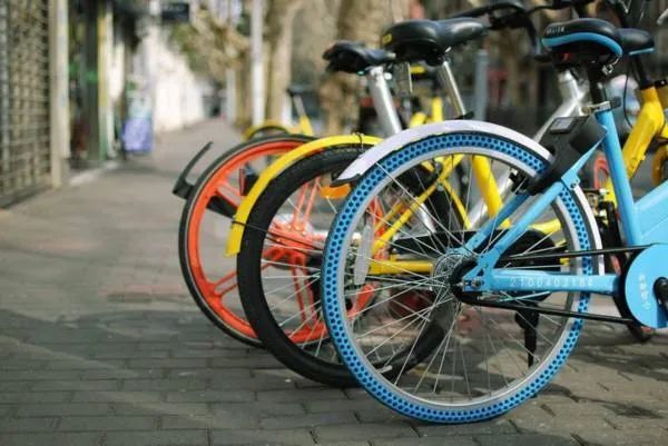 还敢自动续费！ofo使出连环计：让债主还债