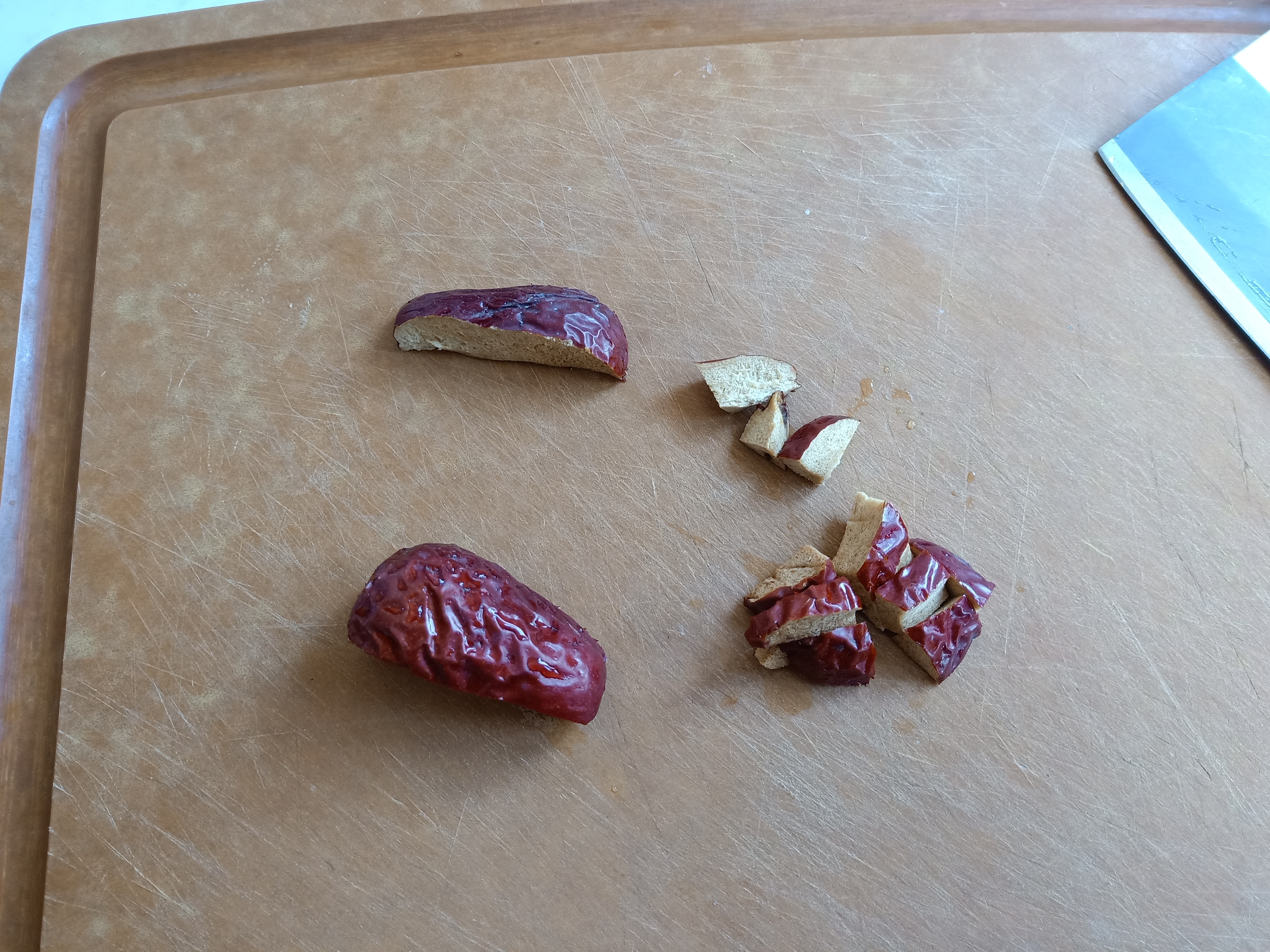 打豆浆前需要泡豆子多长时间,打豆浆的豆子一般要浸泡多少时间