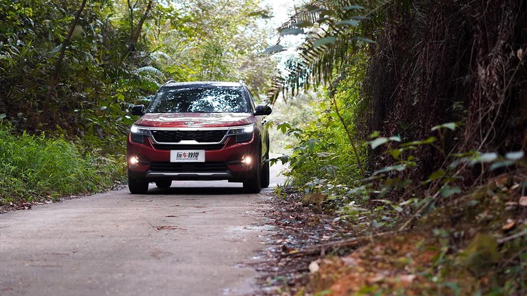这款20万级合资suv城市和越野通杀,11万级的合资suv来了坐拥高颜值