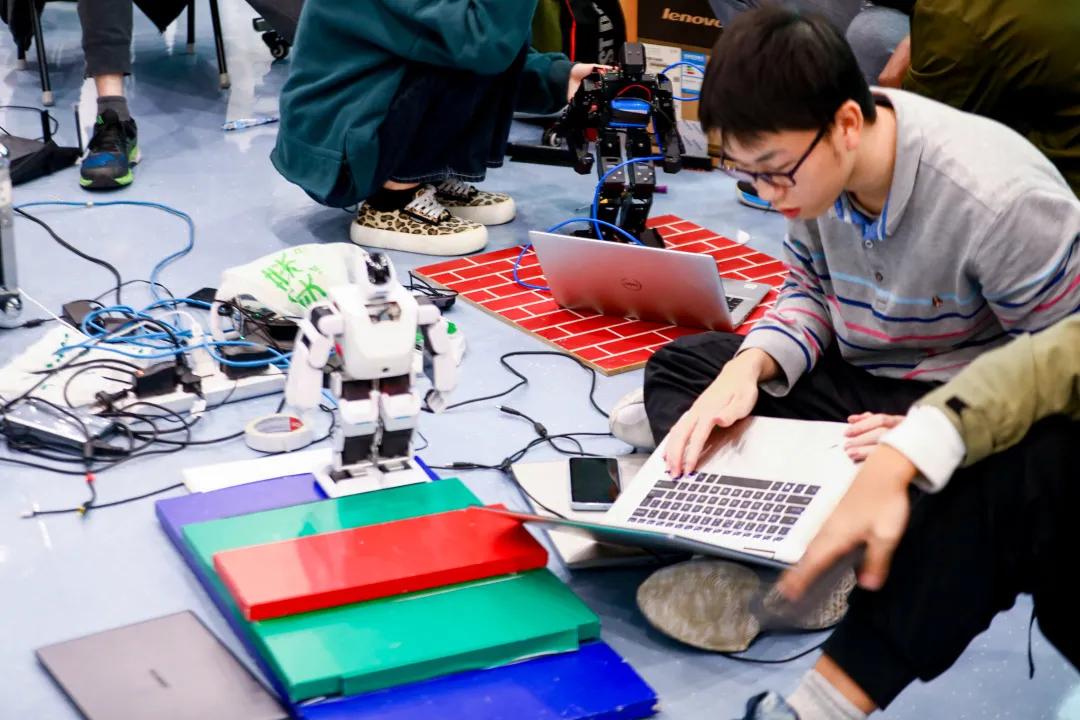 2022世界机器人大赛虚拟机器人,2019国际自主智能机器人大赛