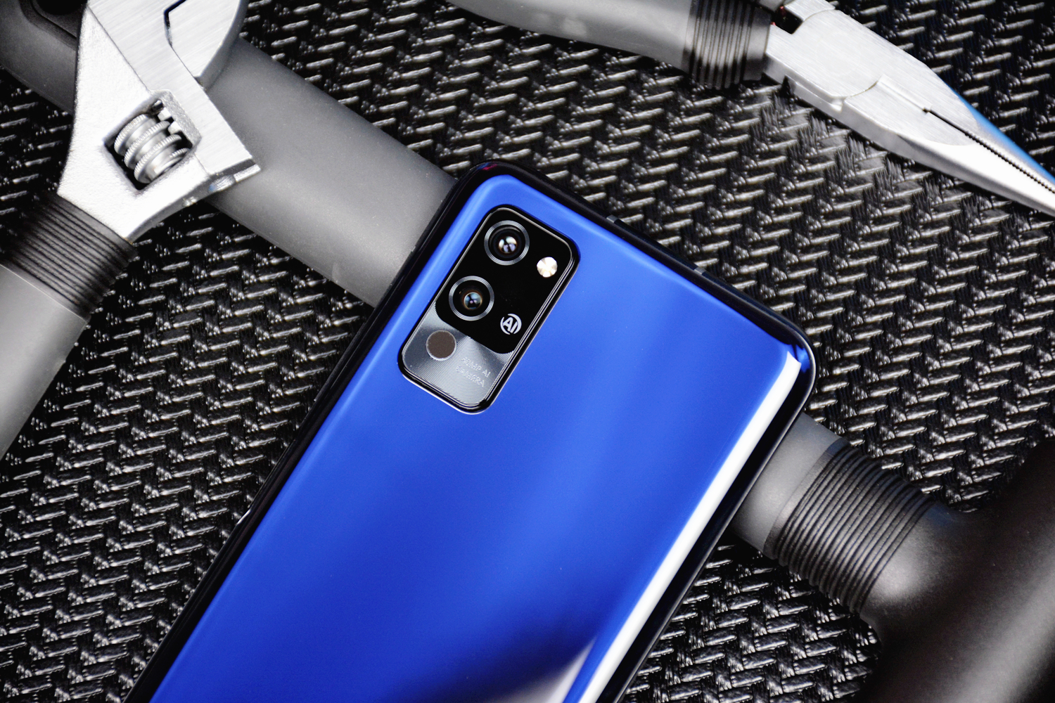 光荣play4pro麒麟9905g信号怎么样,光荣play4pro是麒麟9905g吗