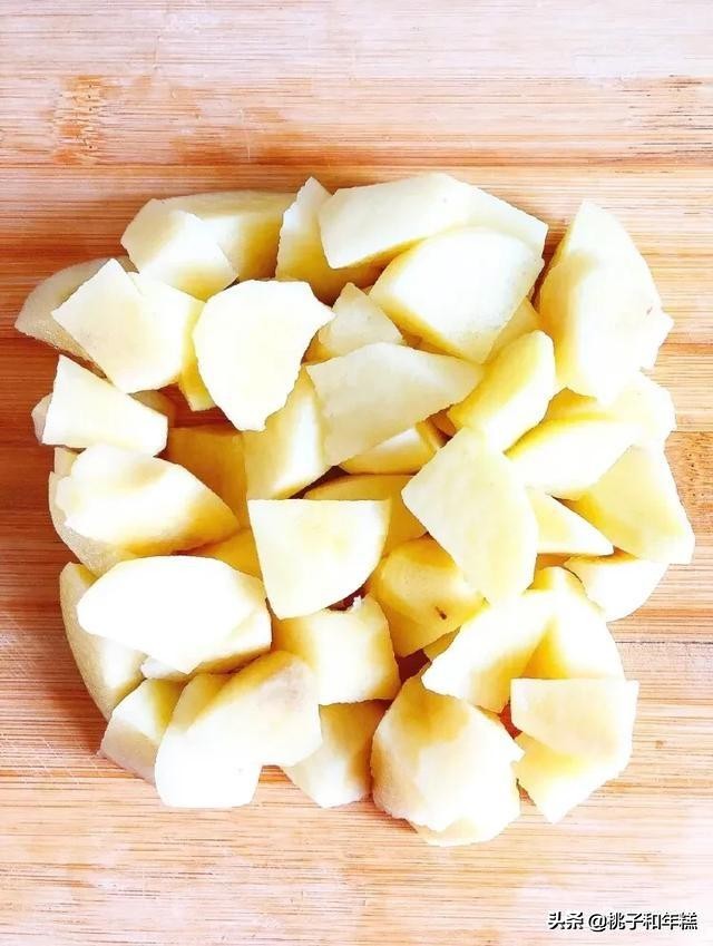 蒜香黄油烤土豆简单易做,烤箱烤土豆蘑菇