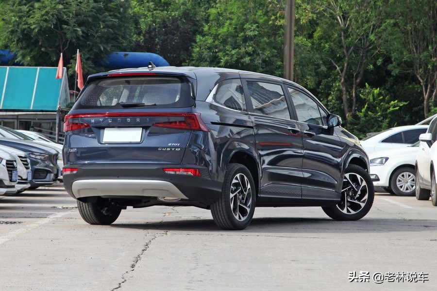 库斯途质感能比gl8强吗,顶配库斯途对比低配gl8