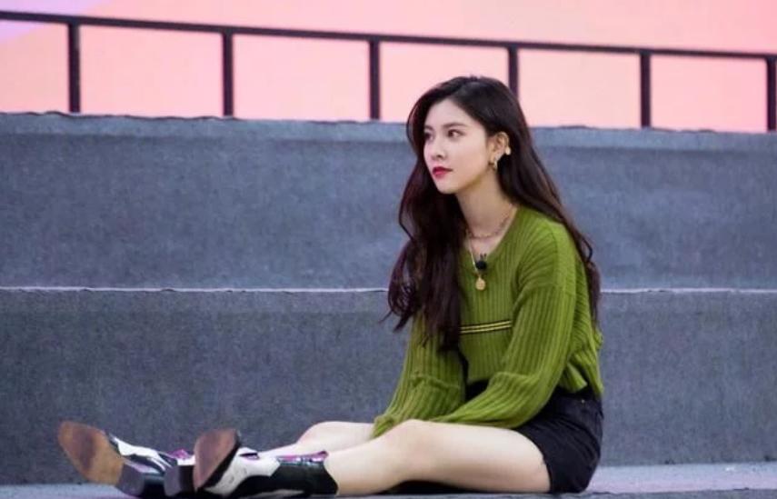 张一山的女友是宋妍霏吗,张一山宋妍霏分手张一山追杨紫吗