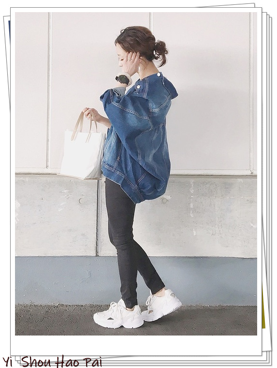 Adidas的单品怎么搭？日本时尚女人的运动风穿搭示范，时髦吸睛