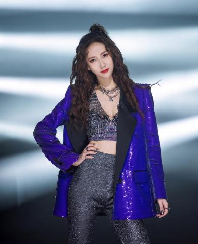 弦子上位往事完整视频,弦子上位的故事