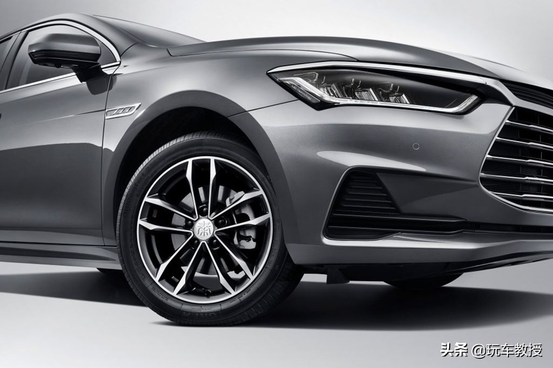 顶配不到10万的高颜值suv,10-15万的四驱国产suv