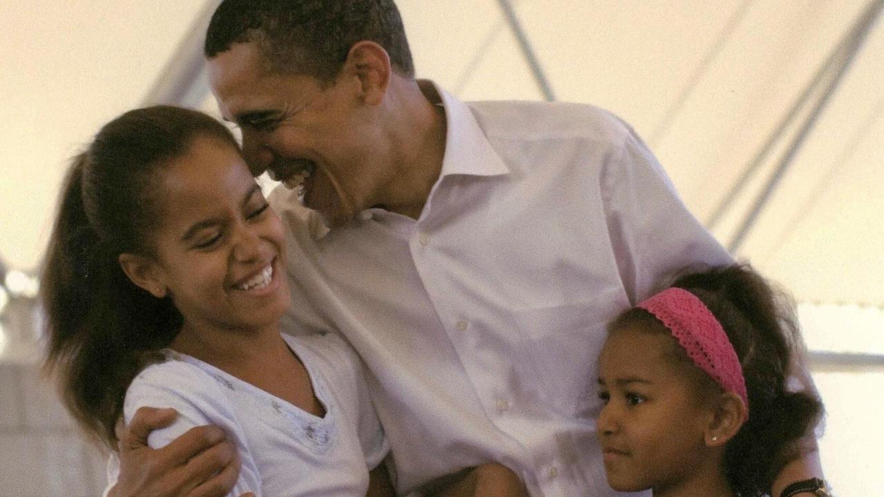 奥巴马父亲节给父亲收南瓜,奥巴马和他的伙伴们