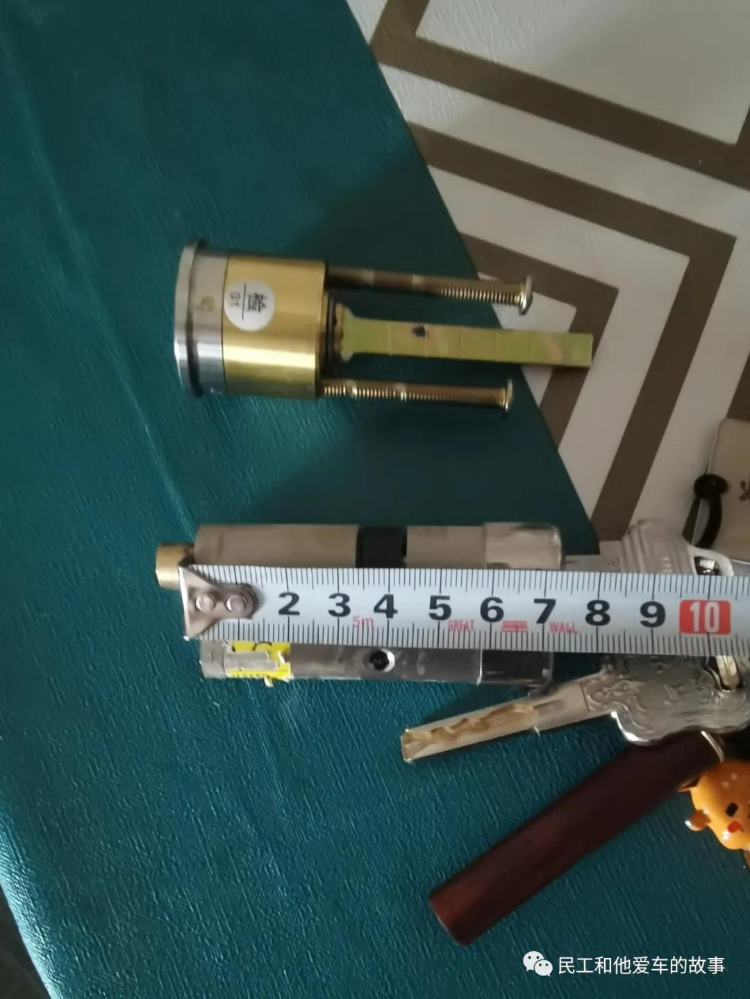 防盗门换锁芯用换钥匙吗,防盗门换锁芯钥匙也换了吗