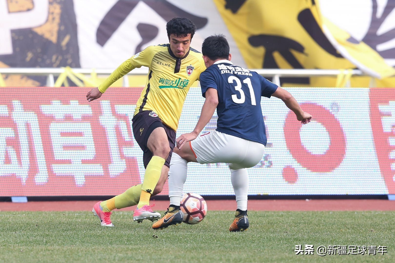 《“疆”足球说》第5期：从乡村赛踢到中超的尼扎木丁