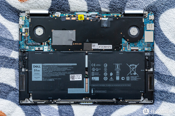 戴尔xps13-9310屏幕尺寸,dellxps13-7390没有人脸识别吗