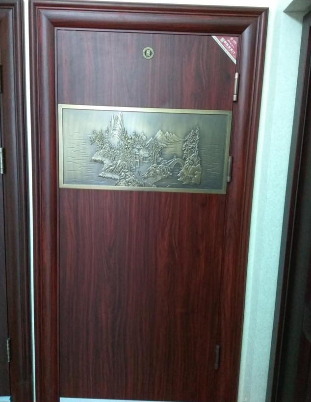 防盗门用泡沫胶固定结实吗,防盗门门框打发泡胶怎么清理