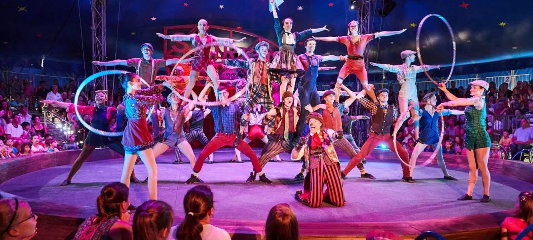 磁铁和硬币有什么玩法,磁铁使硬币立起来原理