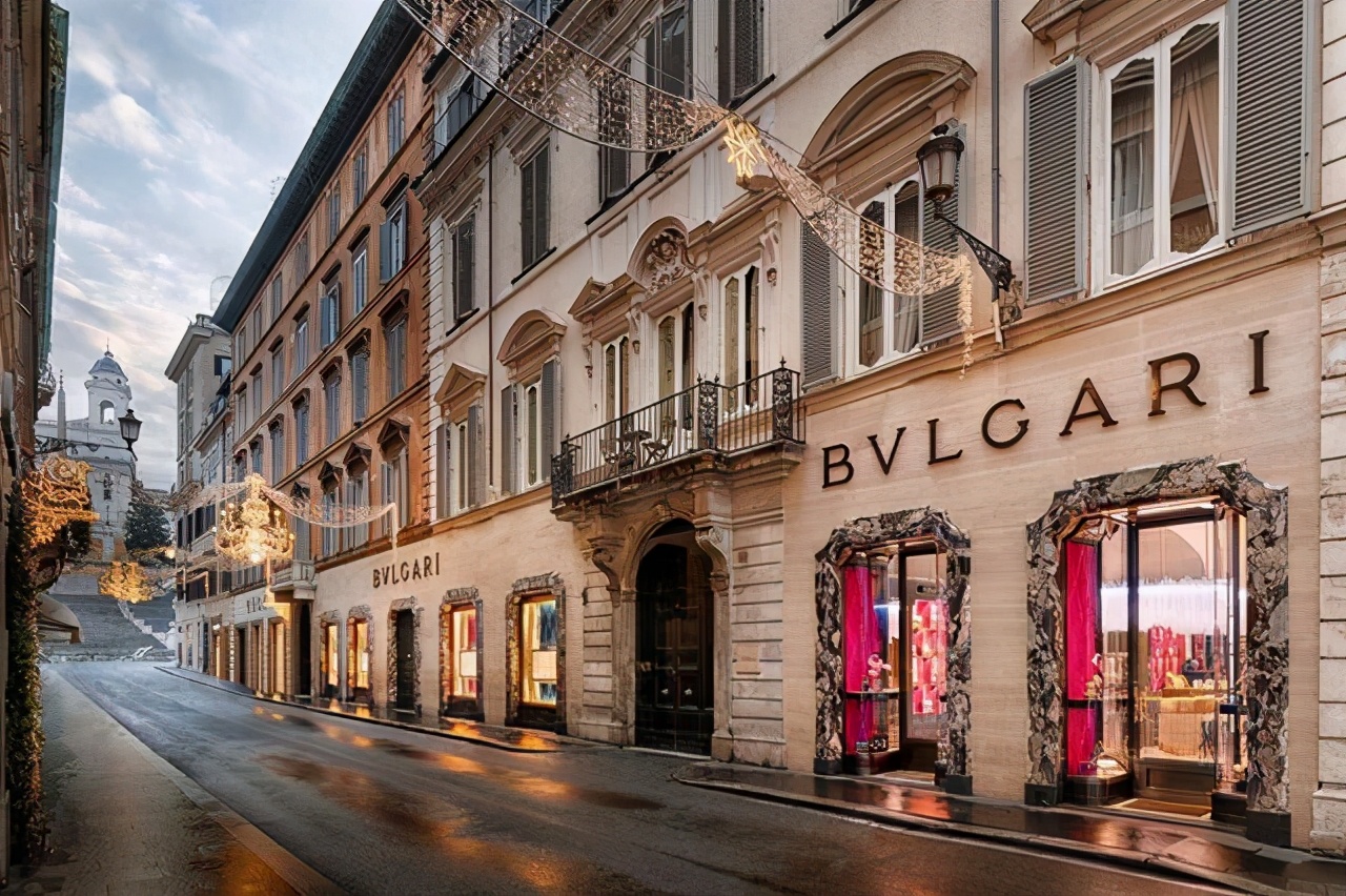 世界顶级奢侈冰箱品牌,国外顶级定制家居奢侈品牌