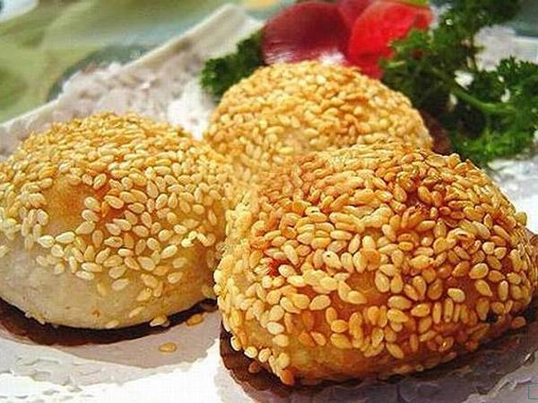 苏北黄桥烧饼,附近小吃黄桥烧饼