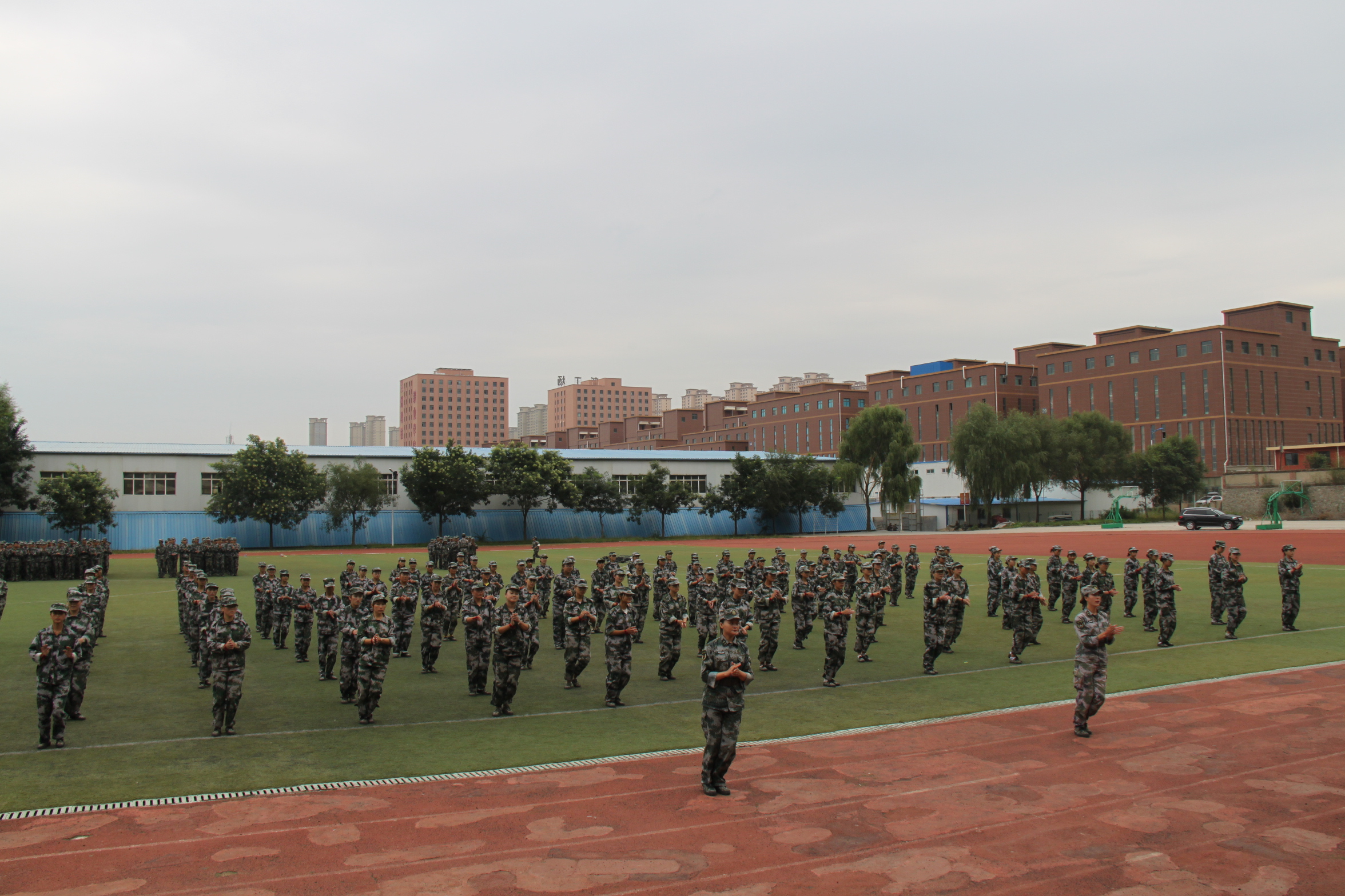 举行国防教育总结表彰暨开学典礼,甘肃国防技工学校