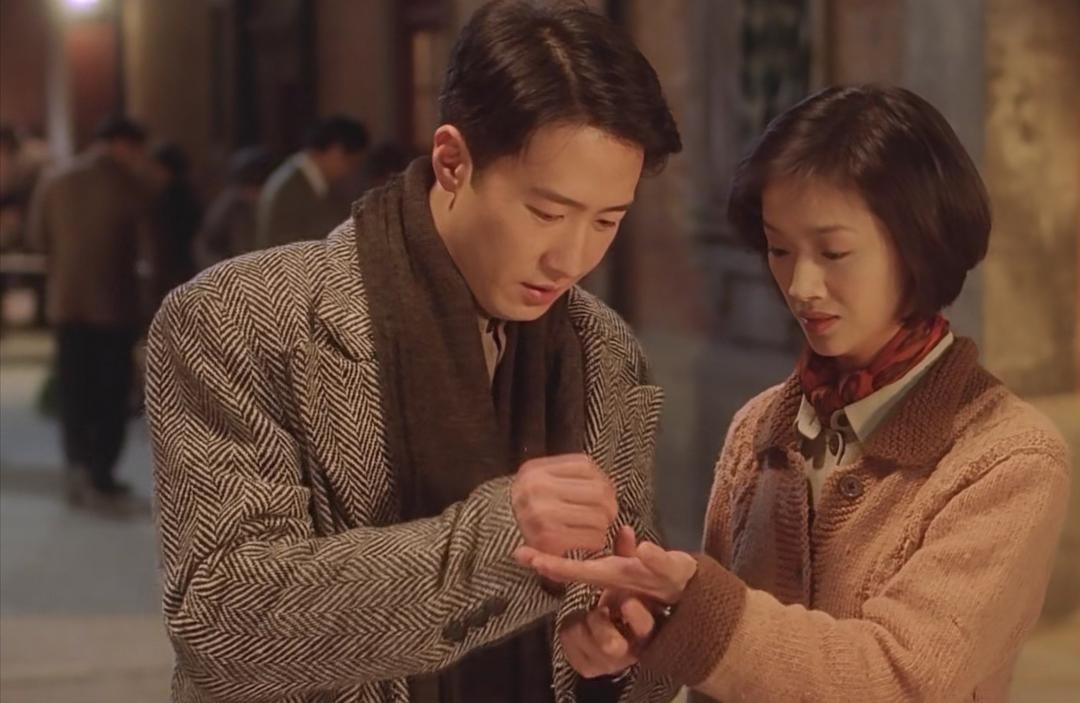 张爱玲和胡兰成的相遇,张爱玲为胡兰成的付出值得么