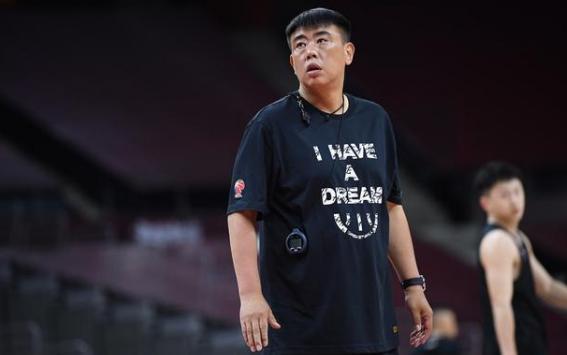 山东男篮主教练巩晓彬近况,山东男篮主帅巩晓彬简介