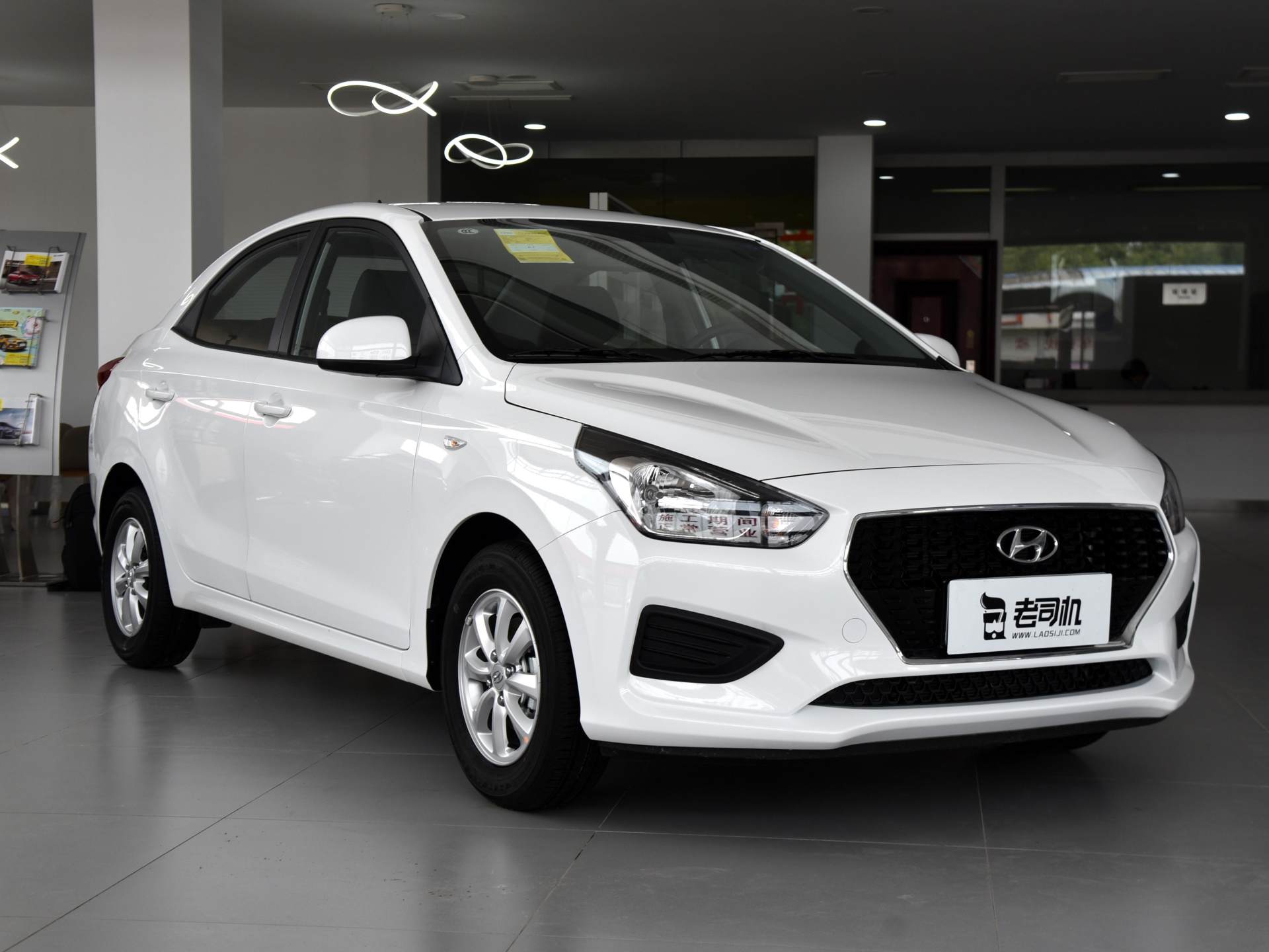 2万块可以买到什么年份的飞度,汽车推荐5万到8万以内自动飞度