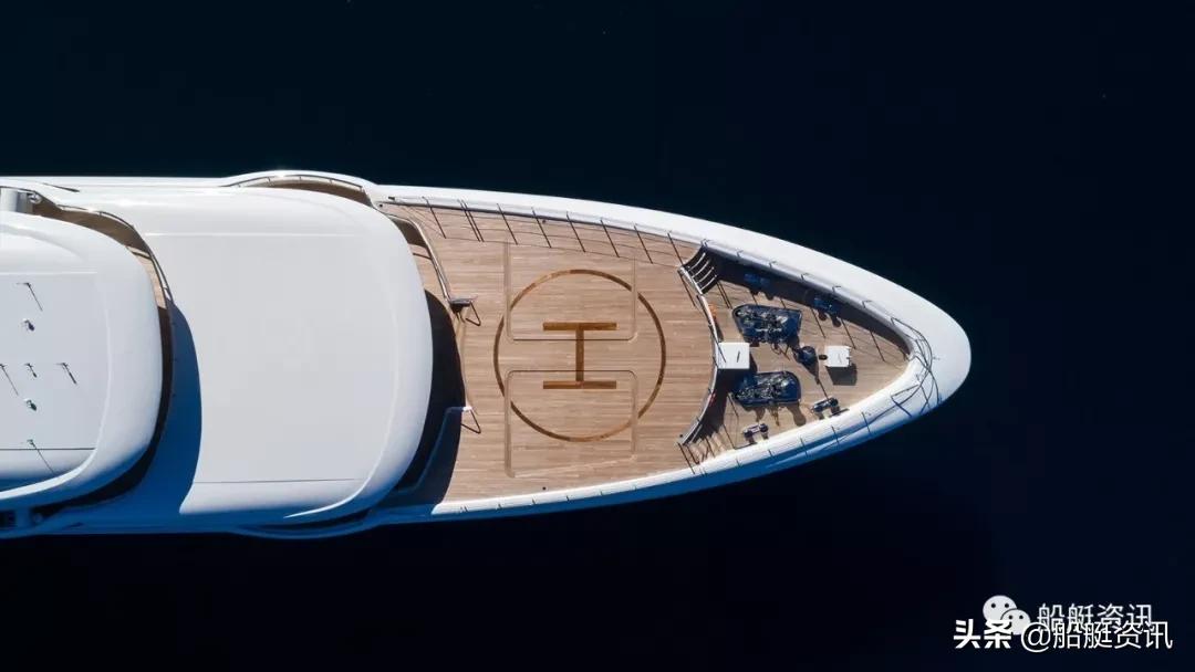 带地效飞行器的豪华游艇,带直升机甲板的豪华游艇