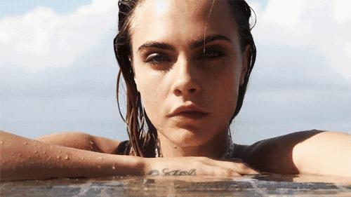 洗澡时千万不要做五个动作洗脸,女性洗澡时一定要做的九件事