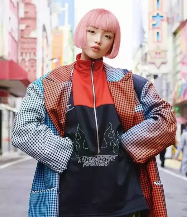 比网红更可怕的是网红街拍,假网红和现实中的网红