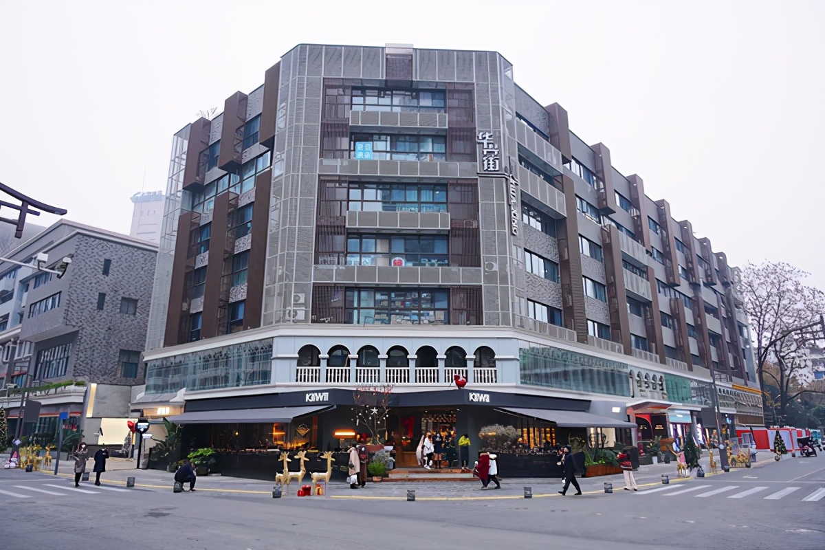 这条街为什么这么吸引人,这条街为啥突然火了