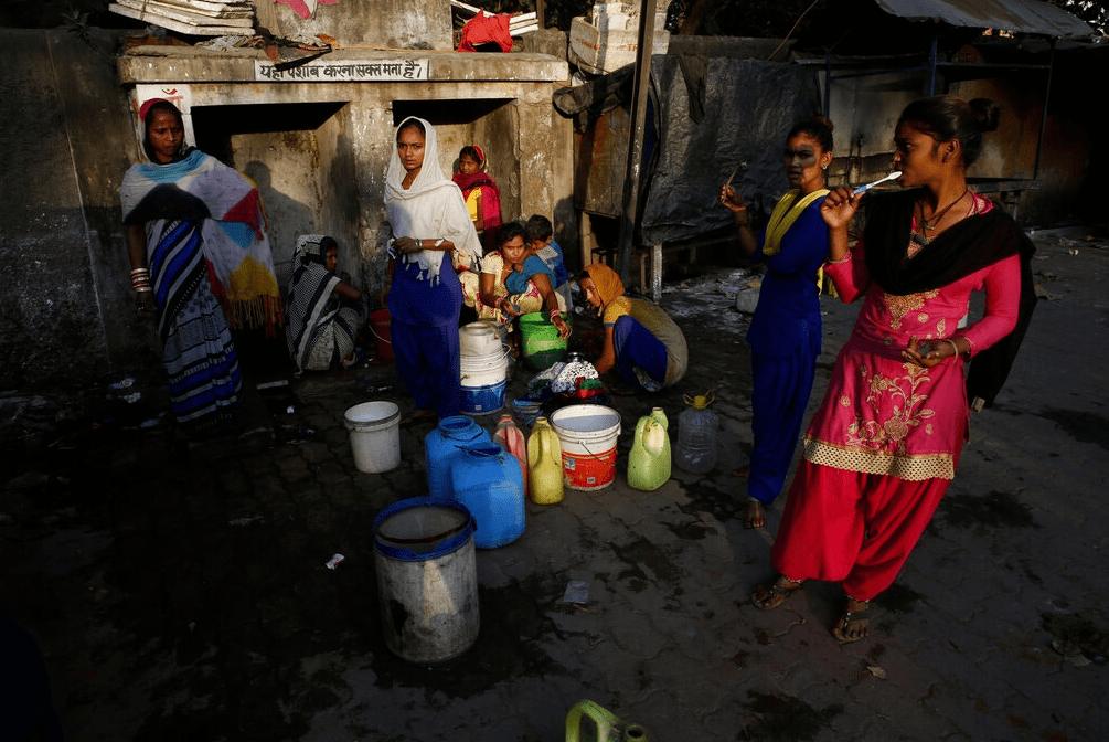 瞒不住了？！疫情最大的黑洞，这个国家可能导致疫情爆发