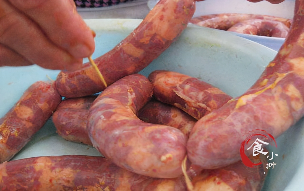 腊肠灌好要怎么凉晒,腊肠灌完了之后怎么才能做熟
