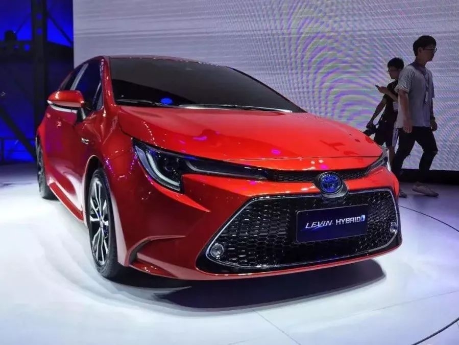 十一代卡罗拉广州车展,新款卡罗拉与新款思域谁值得买