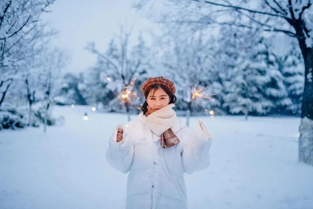 新疆冬天旅游怎么穿,南疆旅游应该穿什么衣服