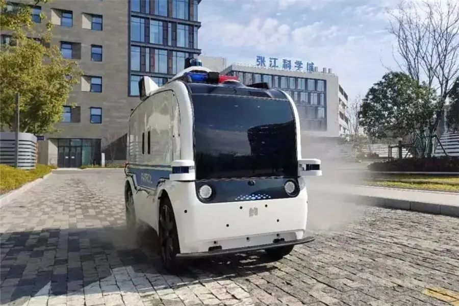 新能源车长时间停放要注意什么？纯电动车“共享充电宝”可行吗？