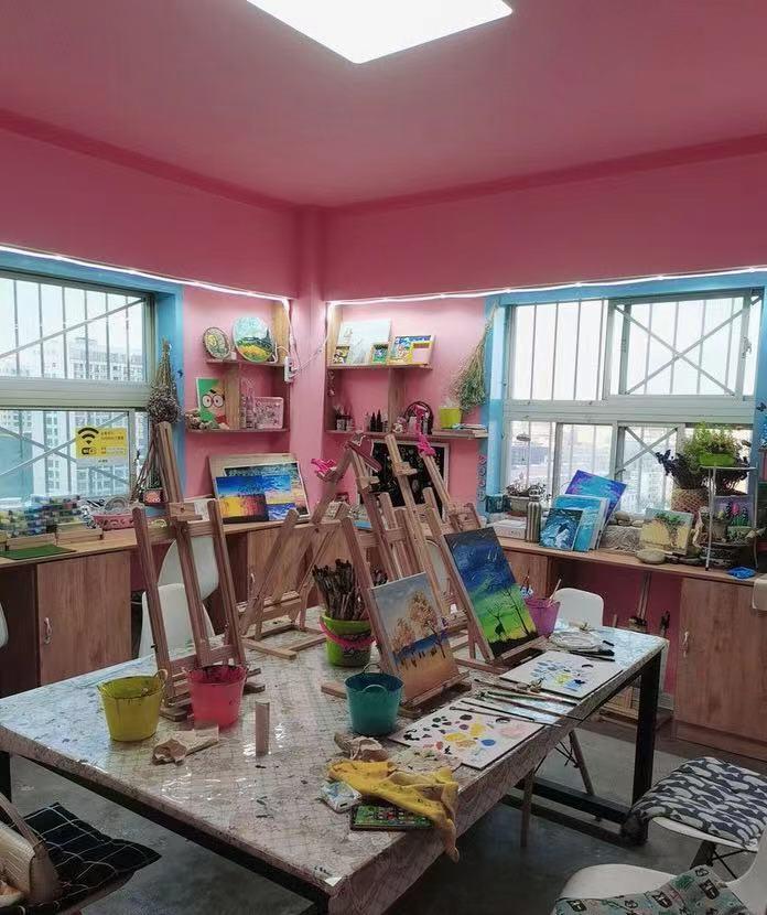 秦皇岛这只网红猫日常“巡逻”你见过吗？岛上还有这些撸猫好去处~