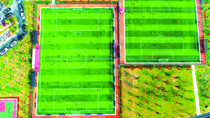 合肥有封闭式训练基地吗,合肥建设大型专业足球场