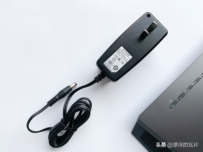 网件r7000比现在的千元路由器好,千元路由器