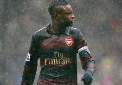 阿德巴约滑跪阿森纳视频,阿德巴约滑跪阿森纳庆祝