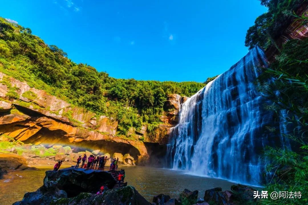 避开赏秋的人流，来云贵高原抓住瀑布丰水期的尾巴