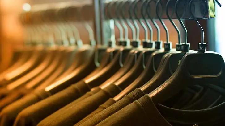 17岁少女严重妇科病事件,17岁女子被同学侵害被杀案