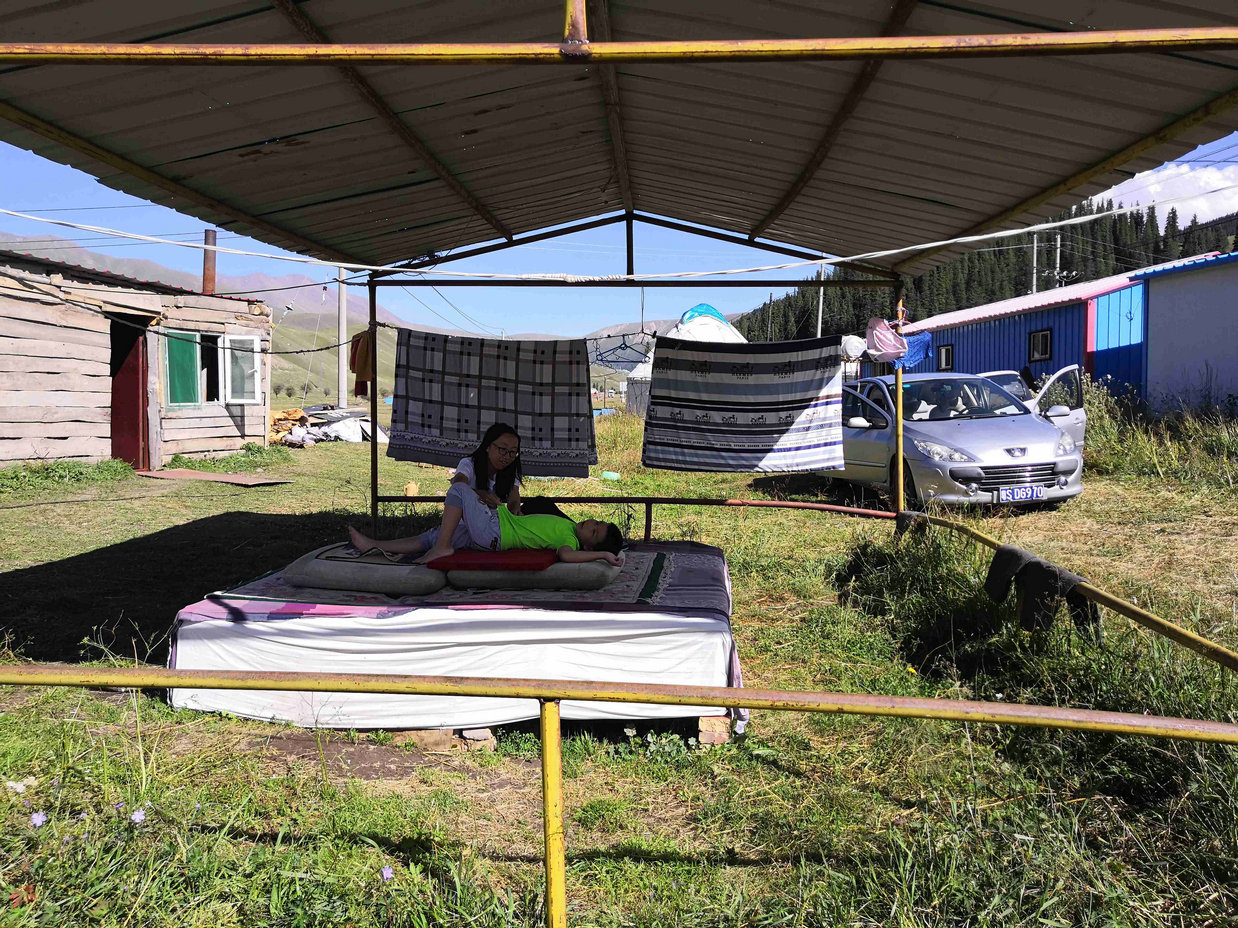 *疆新**蒙古包旅店老板，看他一天的收入多少，一个月就抵我一年工资