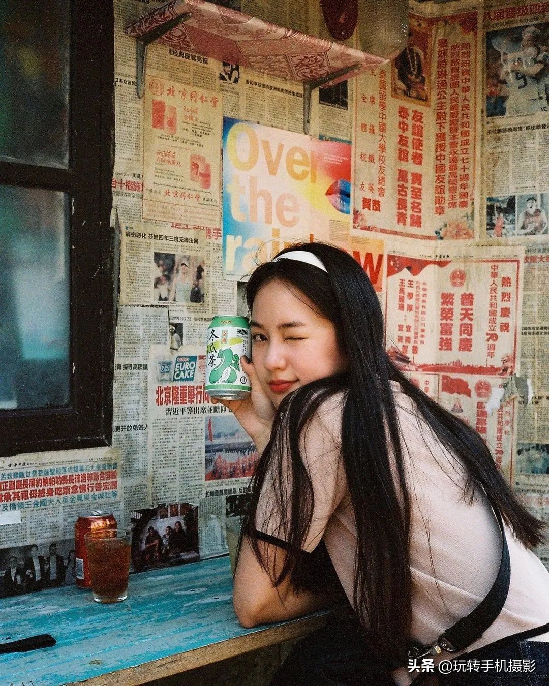 单手捂脸拍照姿势女生,女生自拍姿势单手