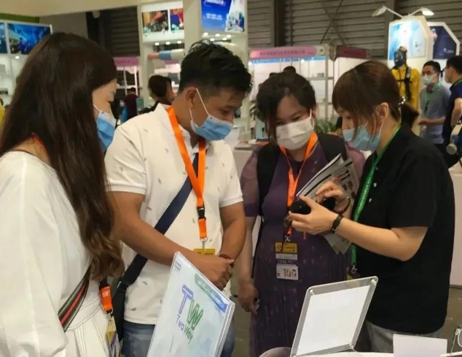 乘风破浪的基层工作者,乘风破浪的维和军人