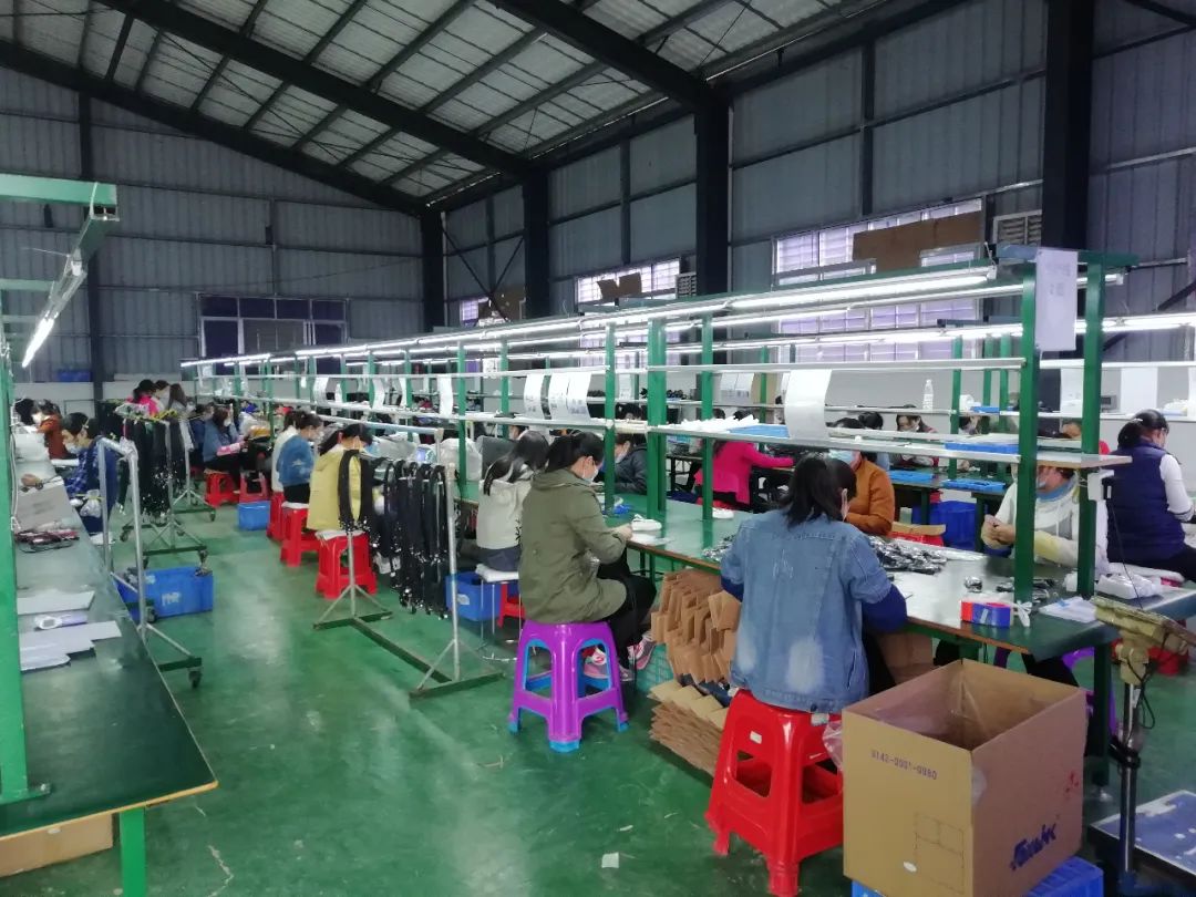 疫情防控不松劲项目建设不停步,防疫不放松复产不误